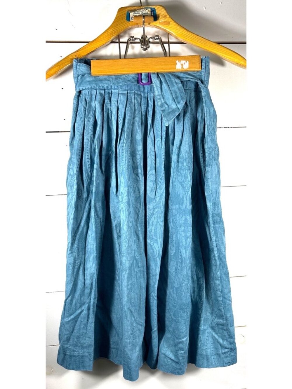 Urban Renewal Blue Jacquard Midi Skirt With Pleats & Side Zipper Closure